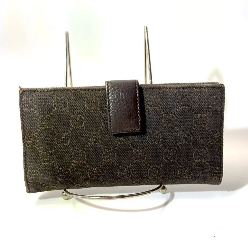 Authentic GUCCI GG Logo Long Wallet. brown